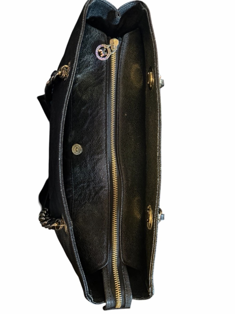 🔥 Metrocity Black Quilted Caviar Leather Tote - Gold Chain Straps 🔥 - Picture 6 of 8